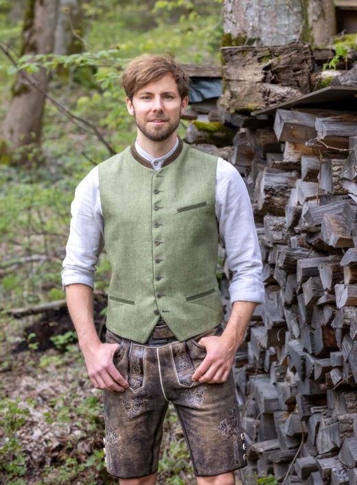 trachtenbekleidung herren Trachtenmoden moser salzburg trachtengeschäft lederhosen trachtenhemden