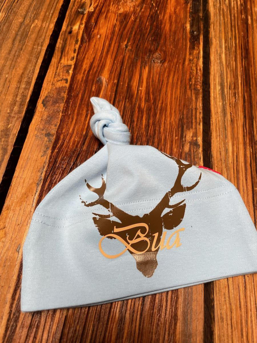 Trachten für Baby und Kinder moser Salzburg Dirndlkleider Lederhosen Mützen Hauben Trachten für Baby und Kinder moser Salzburg Dirndlkleider Lederhosen Mützen Hauben