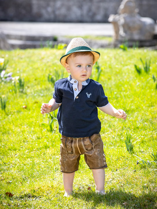 Trachten für Baby und Kinder moser Salzburg Dirndlkleider Lederhosen Trachten für Baby und Kinder moser Salzburg Dirndlkleider Lederhosen