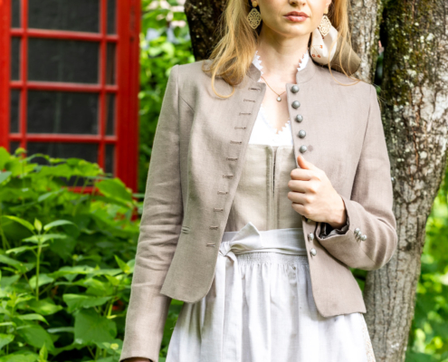 Damen Trachten moser Salzburg Dirndlkleider Dirndlblusen Jacken Damen Trachten moser Salzburg Dirndlkleider Dirndlblusen Jacken