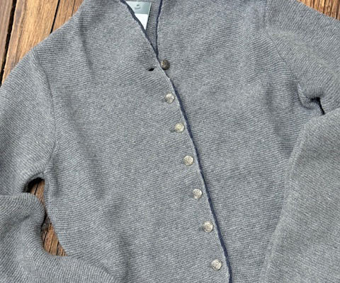 Damen Trachten moser Salzburg Dirndlkleider Dirndlblusen Strickjacken Damen Trachten moser Salzburg Dirndlkleider Dirndlblusen Strickjacken