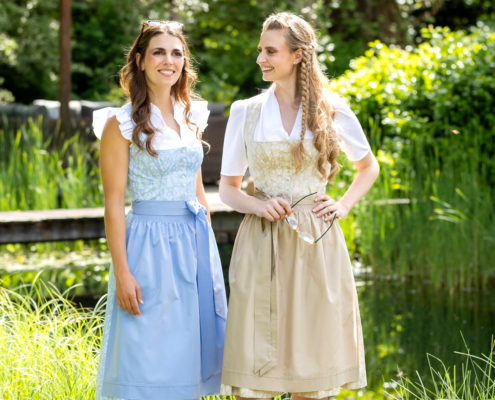 Damen Trachten moser Salzburg Dirndlkleider Dirndlblusen Schürzen Damen Trachten moser Salzburg Dirndlkleider Dirndlblusen Schürzen