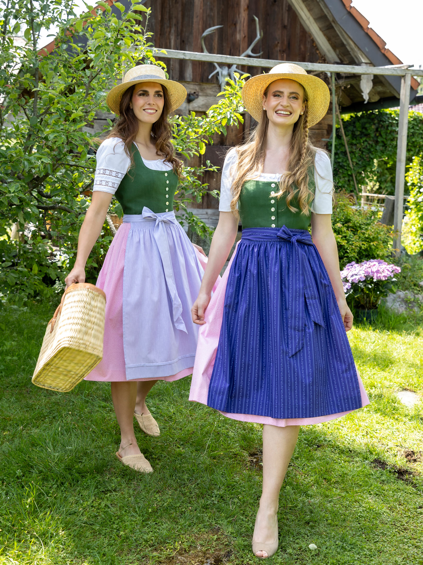 Damen Trachten moser Salzburg Dirndlkleider Dirndlblusen Schürzen Damen Trachten moser Salzburg Dirndlkleider Dirndlblusen Schürzen