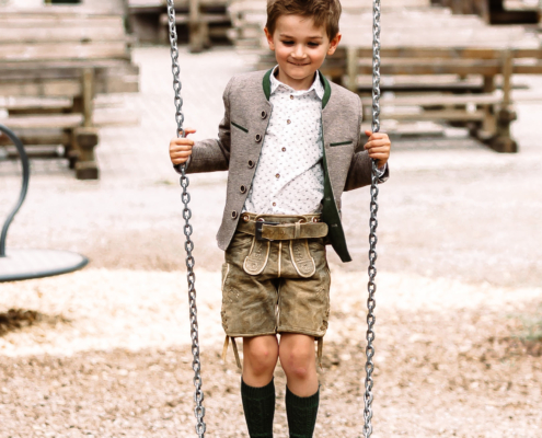 Trachten für Buben moser Salzburg Lederhosen Westen Trachtenhemden Trachten für Buben moser Salzburg Lederhosen Westen Trachtenhemden